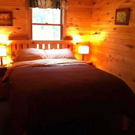 Moose Track Adventures Resort Winton 外观 照片